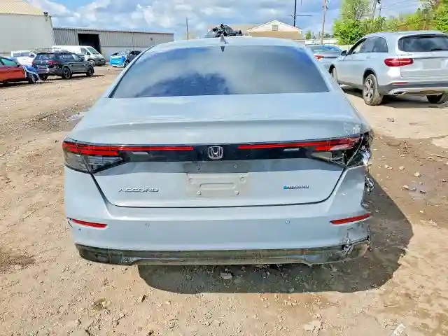 1HGCY2F69SA033428 2025 HONDA ACCORD-5
