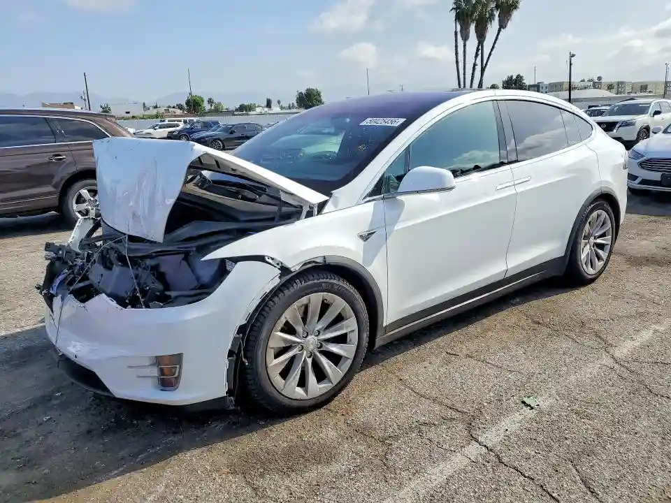 5YJXCAE20GF001540 2016 TESLA MODEL X-0