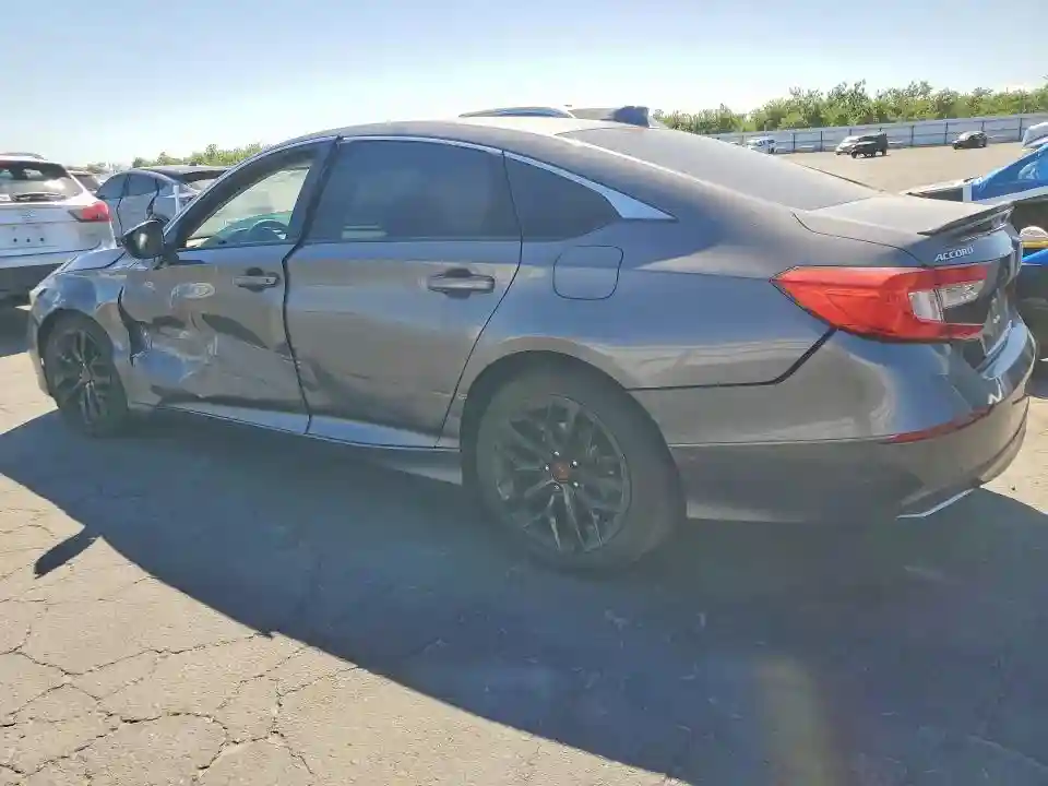 1HGCV1F12JA252429 2018 HONDA ACCORD-1