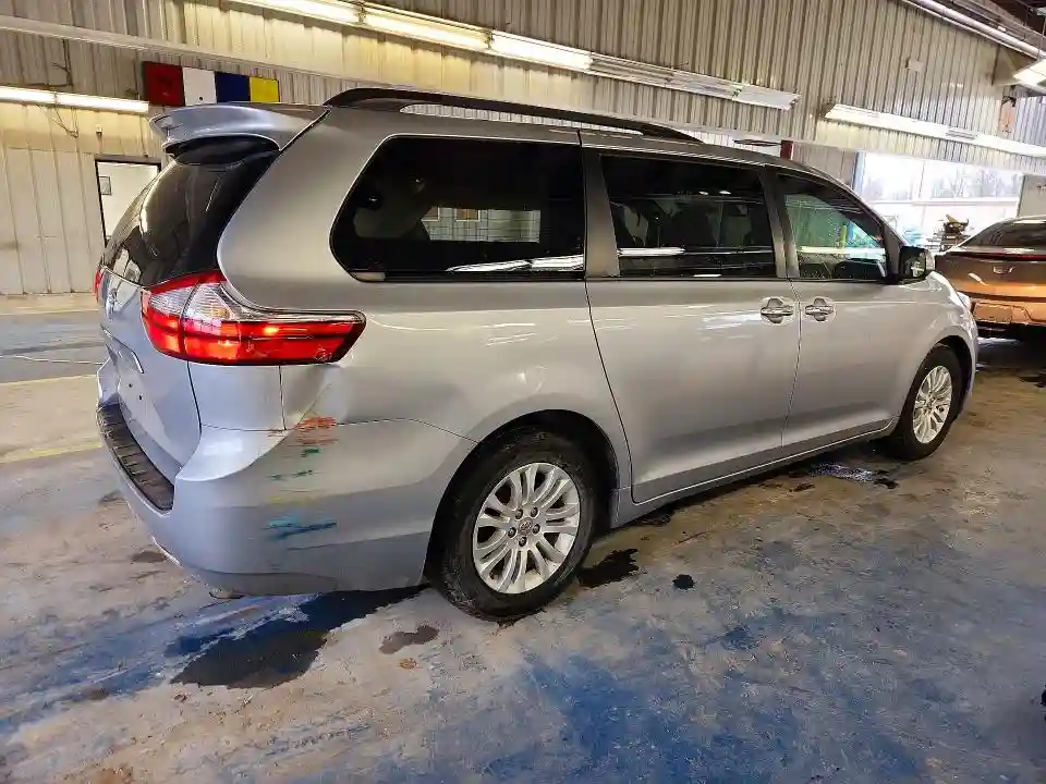 5TDYK3DC2FS571966 2015 TOYOTA SIENNA-2