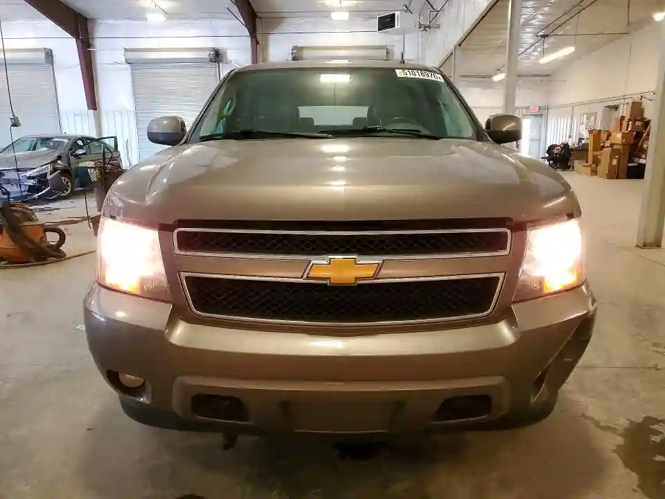 1GNSKJE71CR180899 2012 CHEVROLET SUBURBAN-4