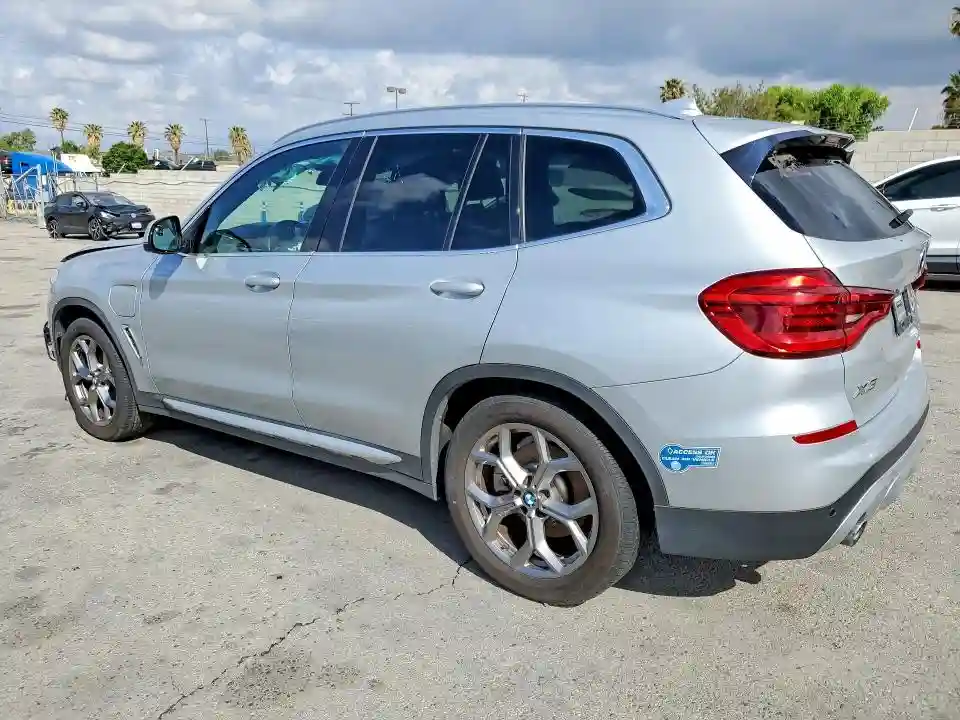 5UXTS1C09M9H15211 2021 BMW X3-1