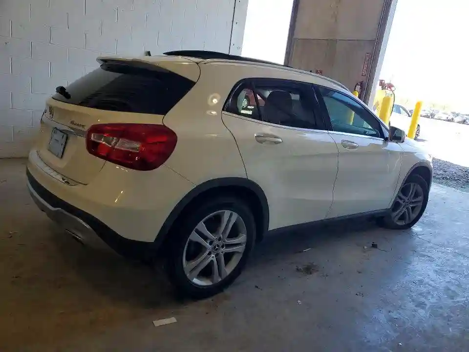 WDCTG4GB8KU013978 2019 MERCEDES-BENZ GLA-CLASS-2