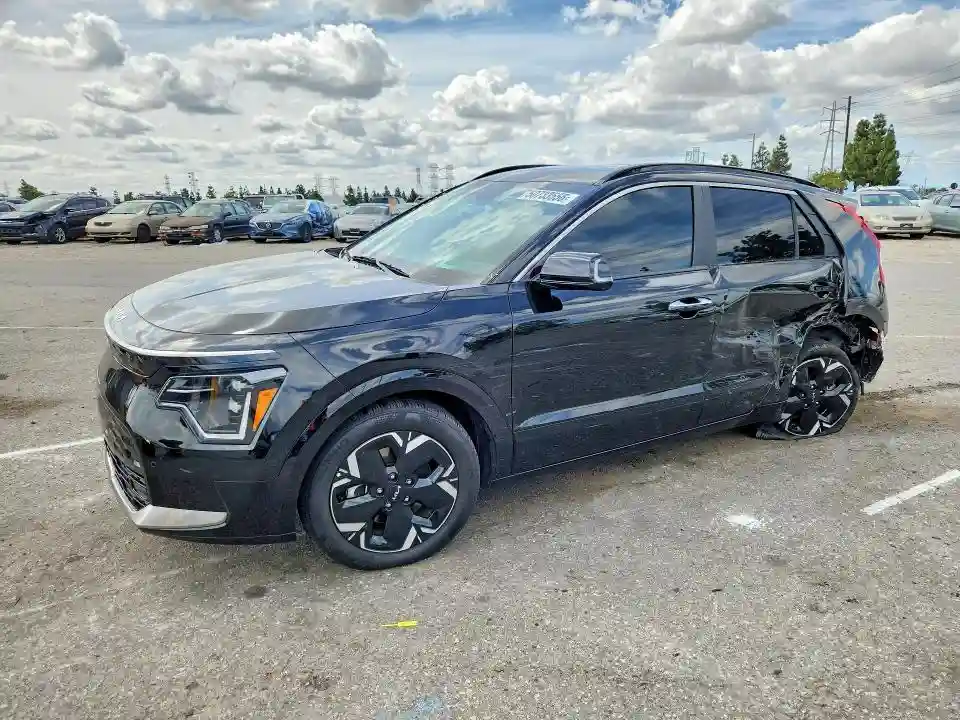 KNDCT3L1XS5143649 2025 KIA NIRO-0