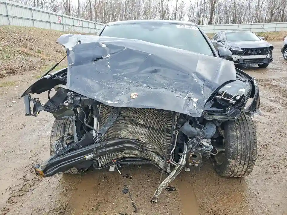 WP1AA2A20GKA08092 2016 PORSCHE CAYENNE-4