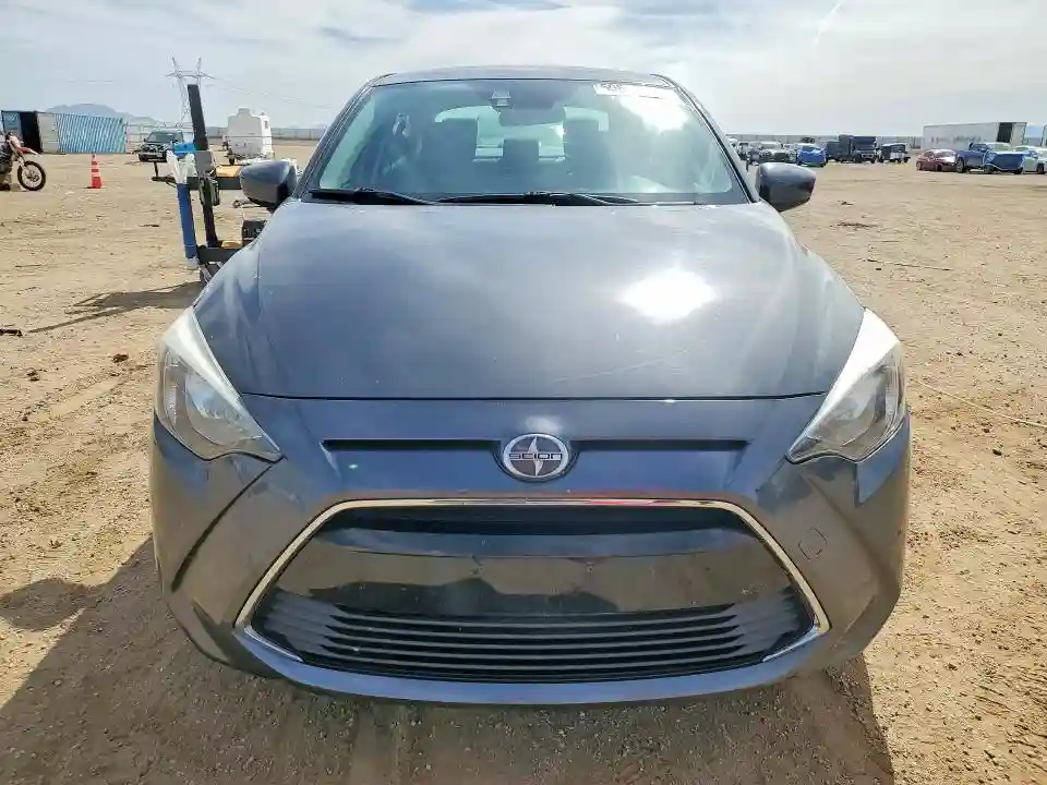 3MYDLBZV2GY107104 2016 SCION IA BASE-4