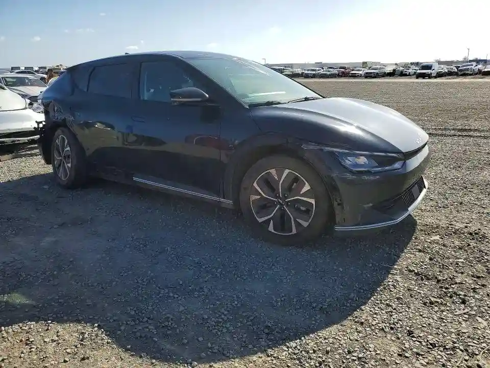 KNDC34LB4N5048751 2022 KIA EV6 LIGHT-3