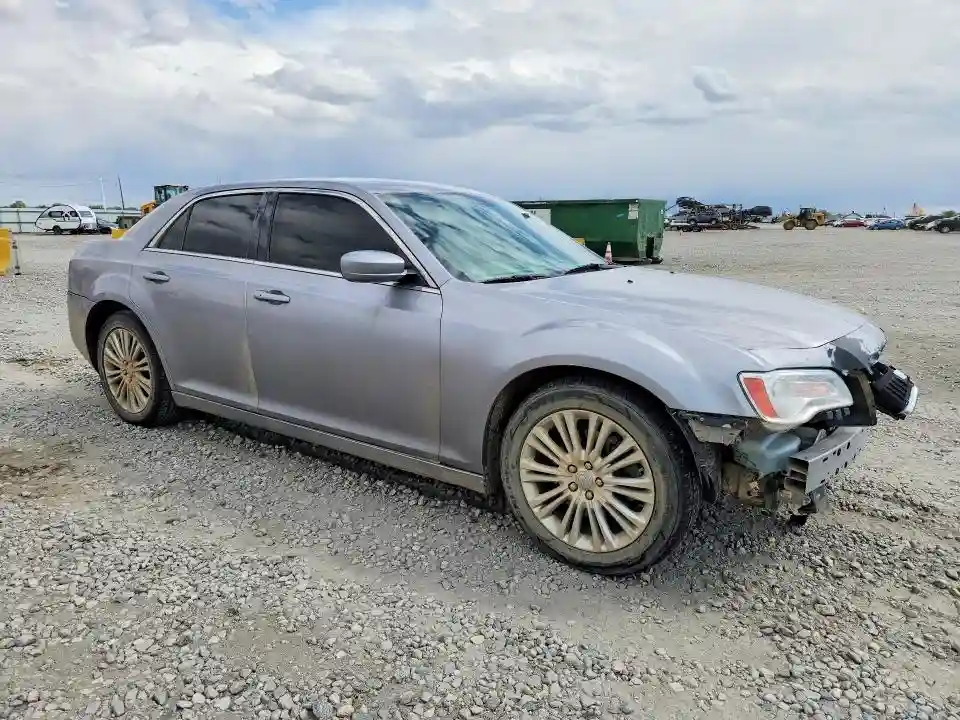 2C3CCARG3EH120439 2014 CHRYSLER 300-3