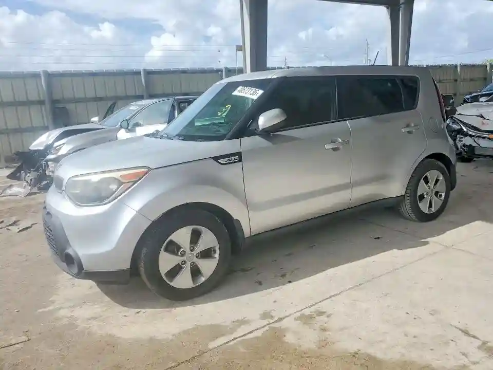 KNDJN2A26F7777171 2015 KIA SOUL BASE-0