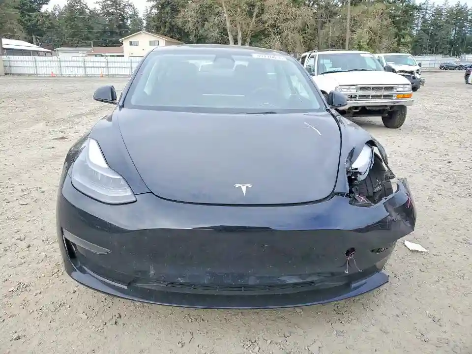 5YJ3E1EC5PF405080 2023 TESLA MODEL 3-4
