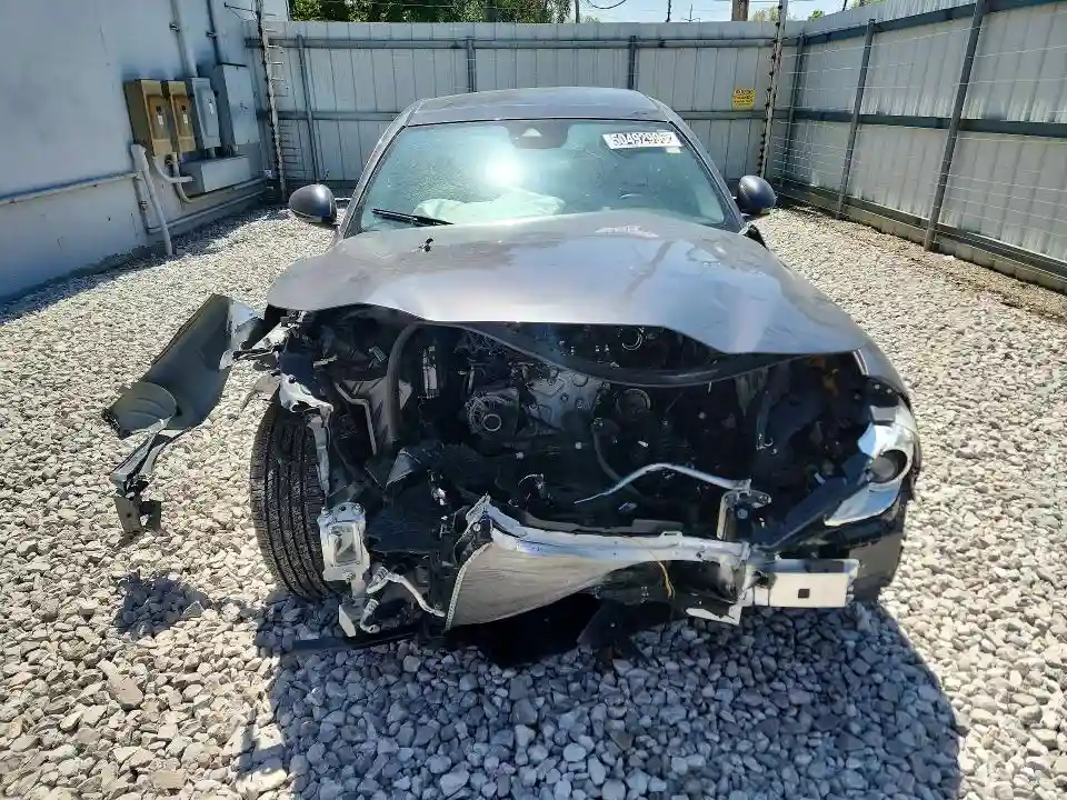 ZARFAEDNXJ7563985 2018 ALFA ROMEO GIULIA-4