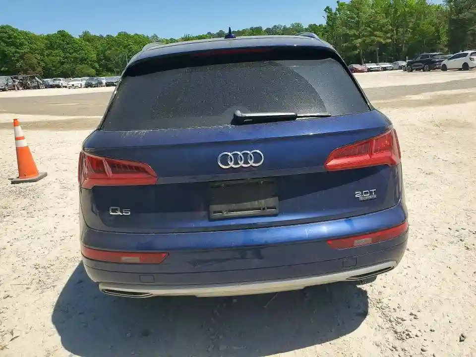 WA1BNAFY5J2024906 2018 AUDI Q5-5