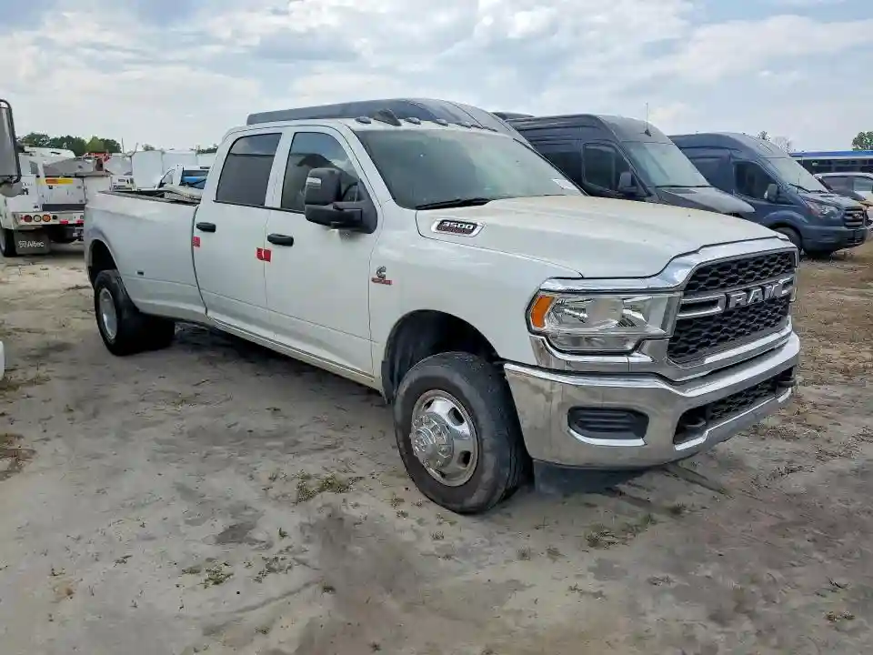 3C63RRGL6RG215180 2024 RAM 3500-3