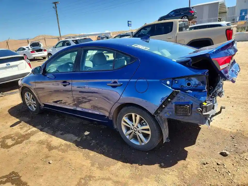 5NPD84LF0JH295686 2018 HYUNDAI ELANTRA-1