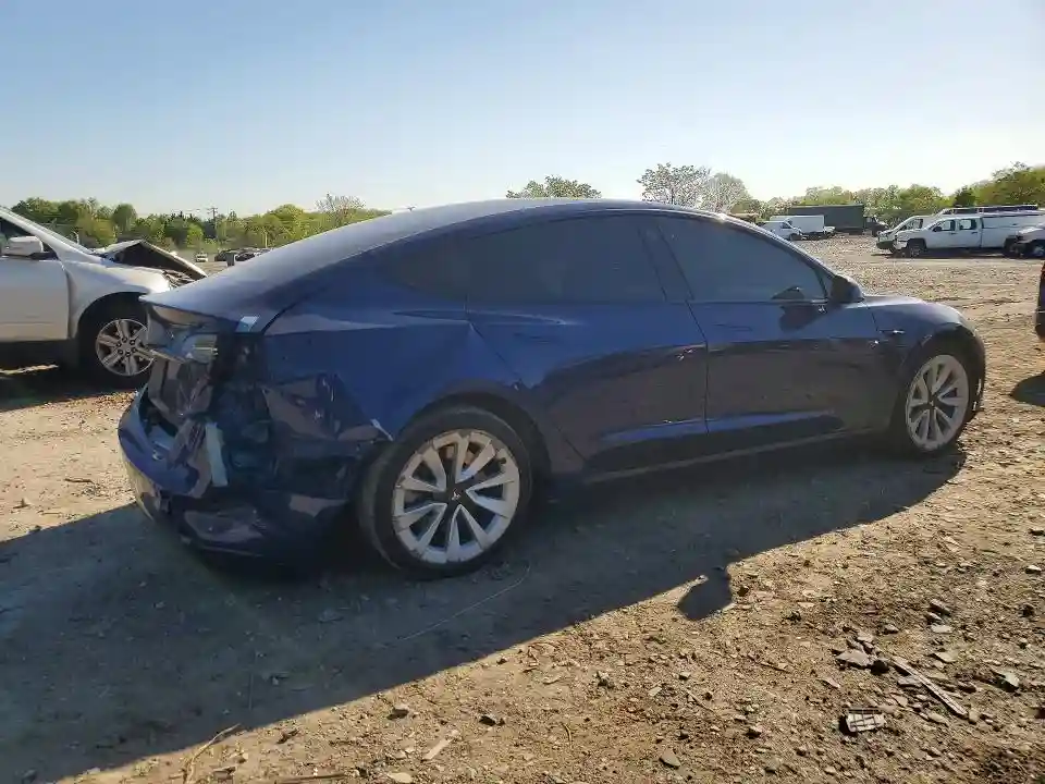 5YJ3E1EAXNF190842 2022 TESLA MODEL 3-2