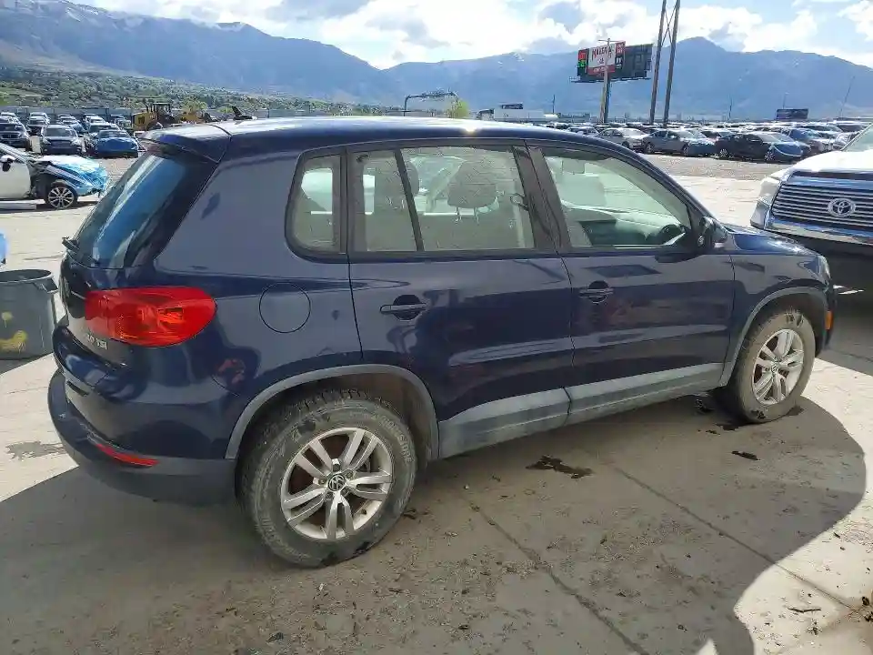 WVGAV7AX1CW551464 2012 VOLKSWAGEN TIGUAN-2