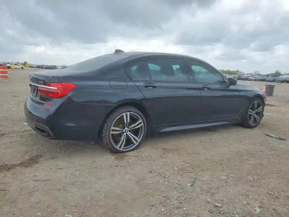 WBA7E2C56GG504764 2016 BMW 7 SERIES-2