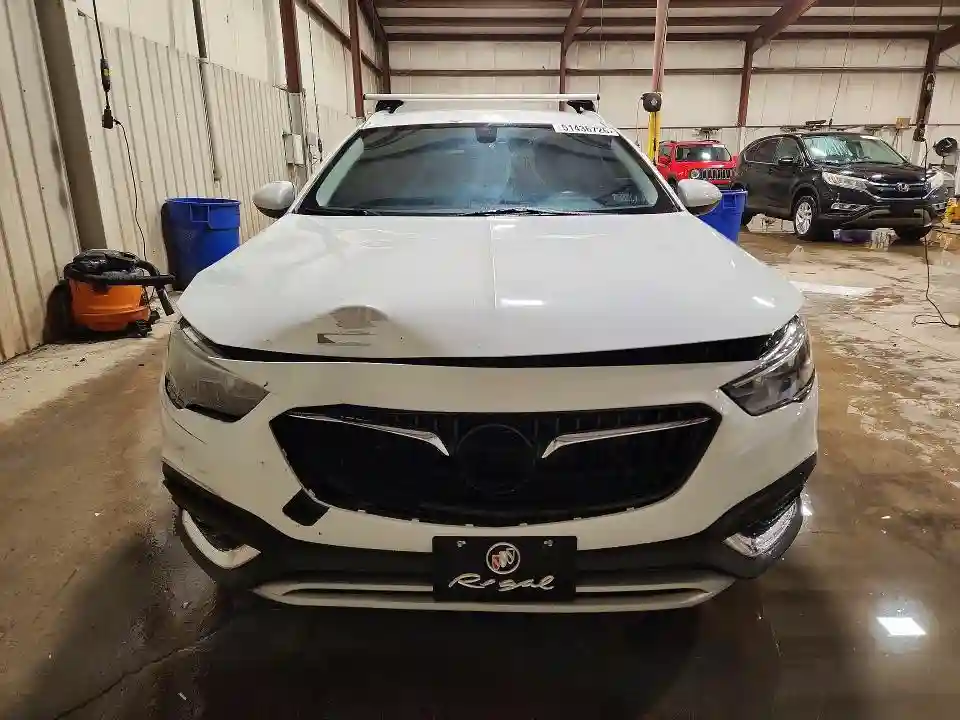W04GU8SX7J1160684 2018 BUICK REGAL-4