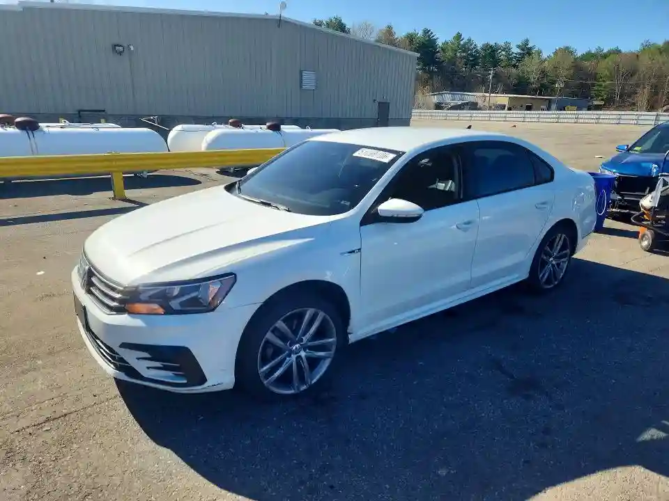 1VWAA7A31JC032312 2018 VOLKSWAGEN PASSAT-0