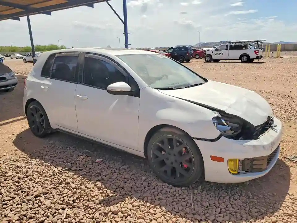 WVWHV7AJXDW123327 2013 VOLKSWAGEN GTI-3