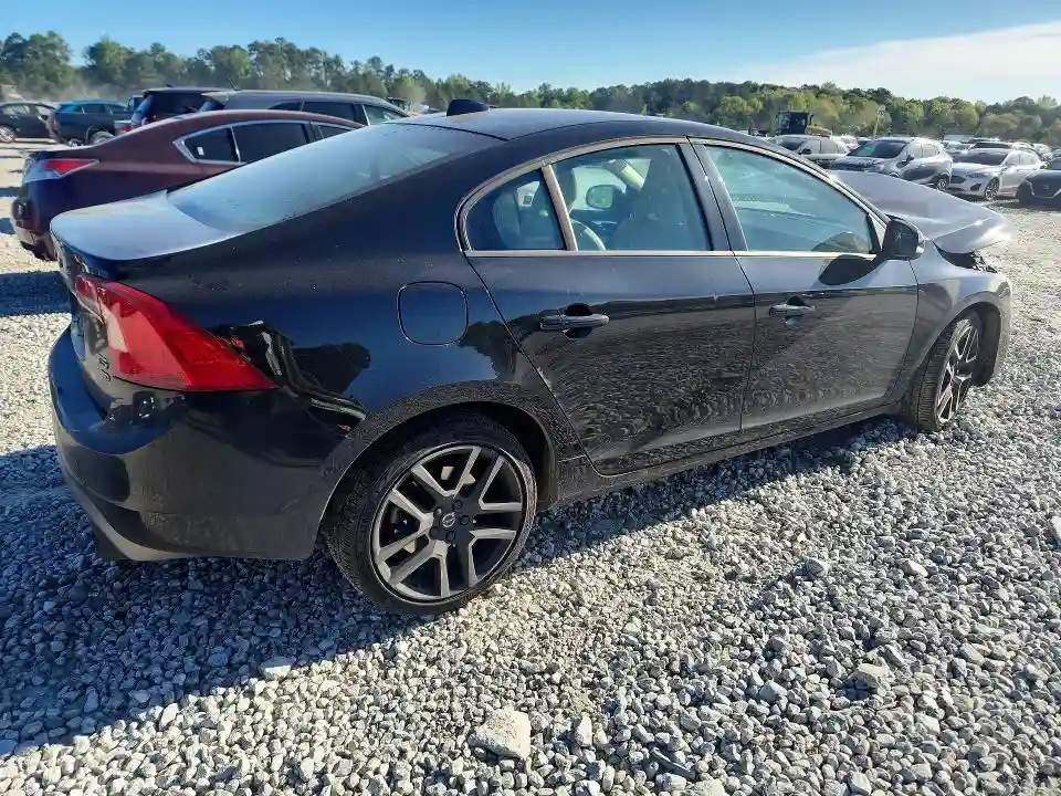 YV140MTL7H2429127 2017 VOLVO S60-2
