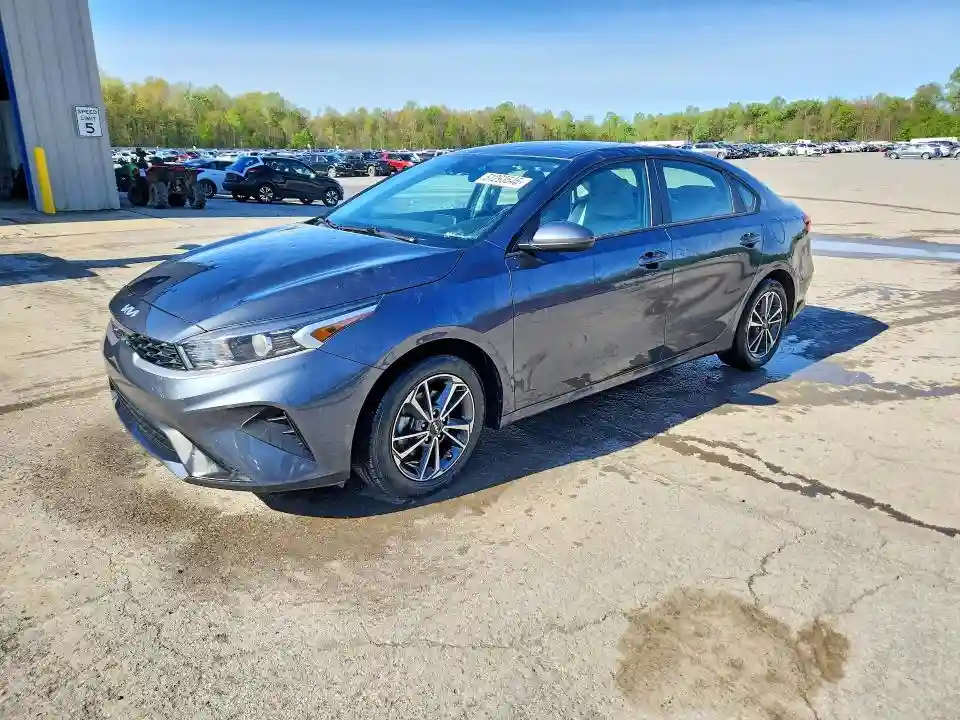 3KPF24AD7PE580748 2023 KIA FORTE-0