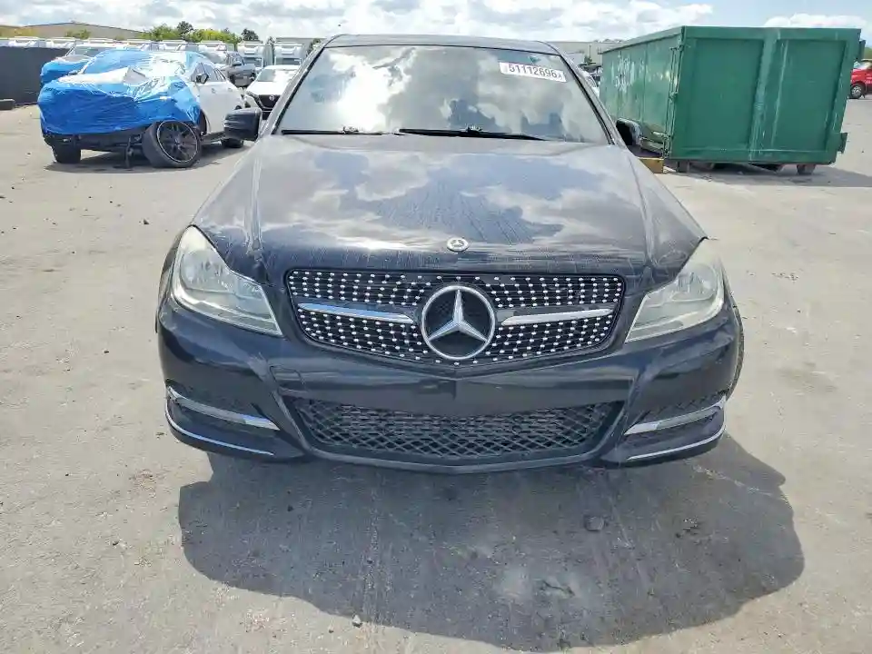 WDDGF4HB3DR272947 2013 MERCEDES-BENZ C-CLASS-4