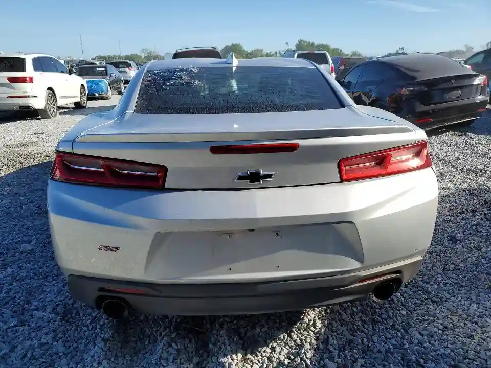 1G1FB1RS1J0187564 2018 CHEVROLET CAMARO-5