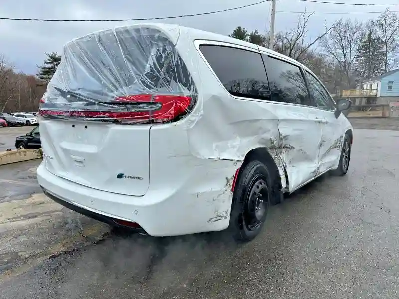 2C4RC1S70SR572516 2025 CHRYSLER PACIFICA-2
