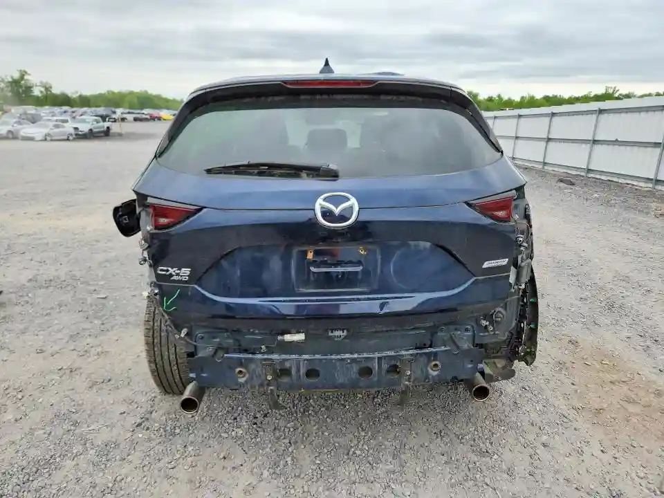 JM3KFBCM7J0365303 2018 MAZDA CX-5-5
