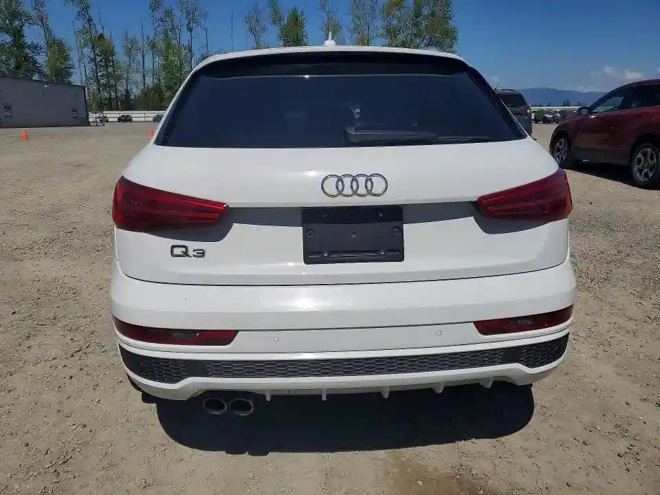 WA1BCCFS6JR033442 2018 AUDI Q3-5