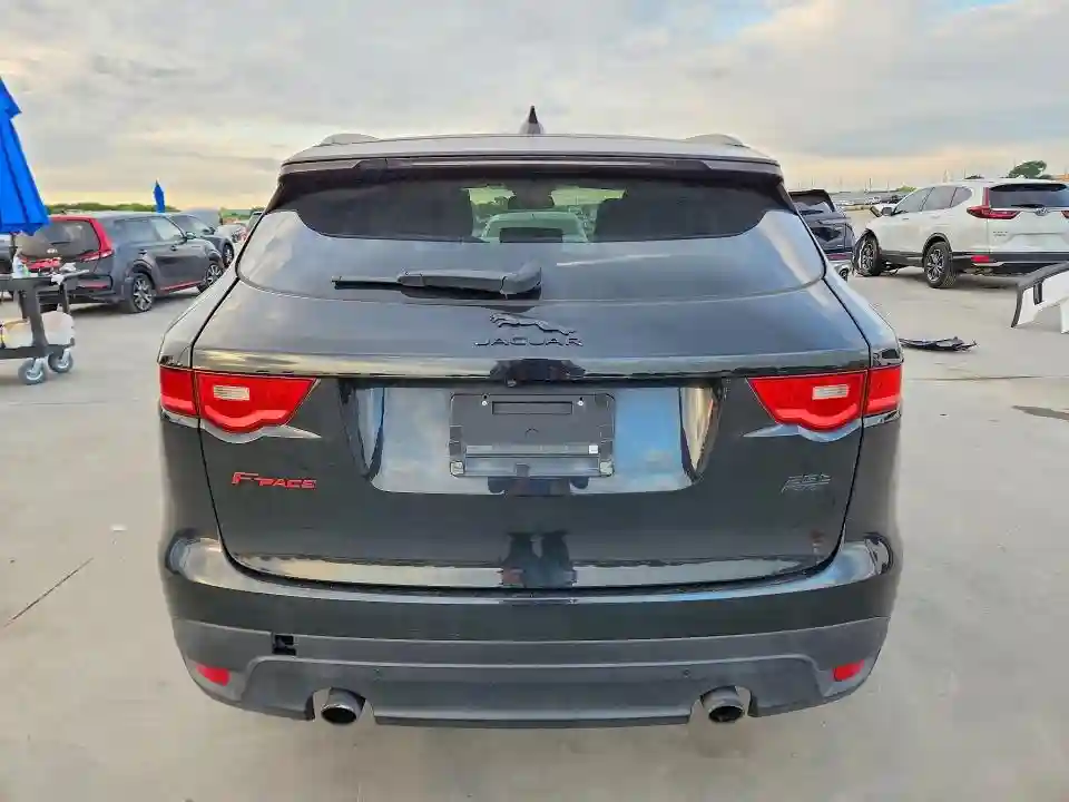 SADCJ2FX2JA266081 2018 JAGUAR F-PACE-5