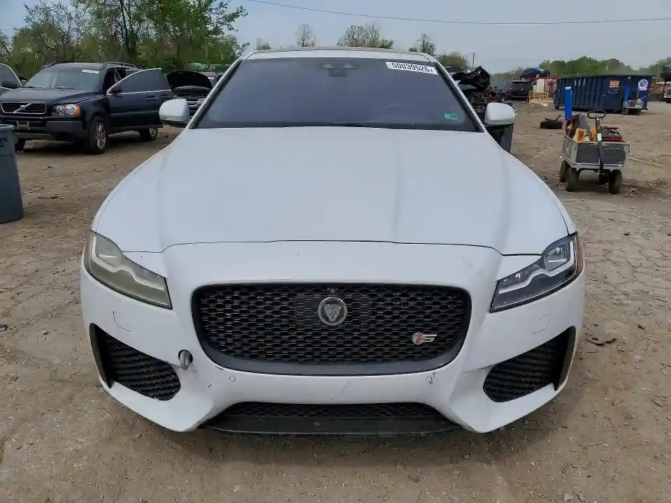 SAJBG4BV8GCY06179 2016 JAGUAR XF-4