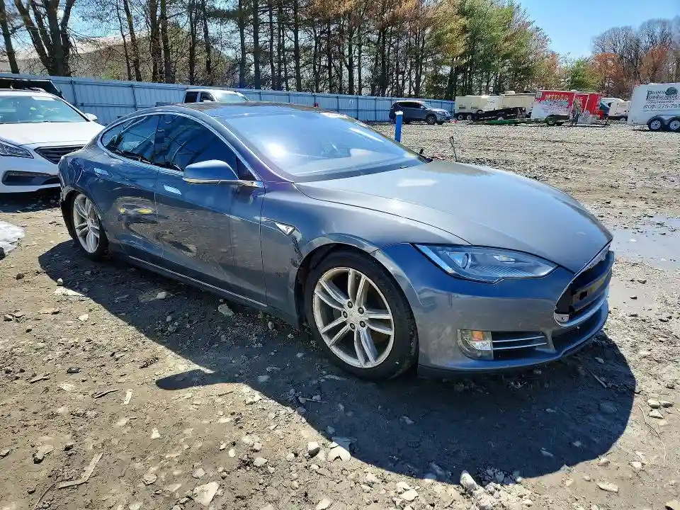 5YJSA1CN3DFP03442 2013 TESLA MODEL S-3