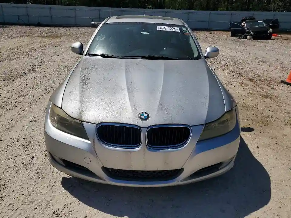 WBAPH7C5XAE129954 2010 BMW 3 SERIES-4