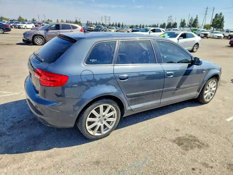 WAUKEAFM6CA103462 2012 AUDI A3-2