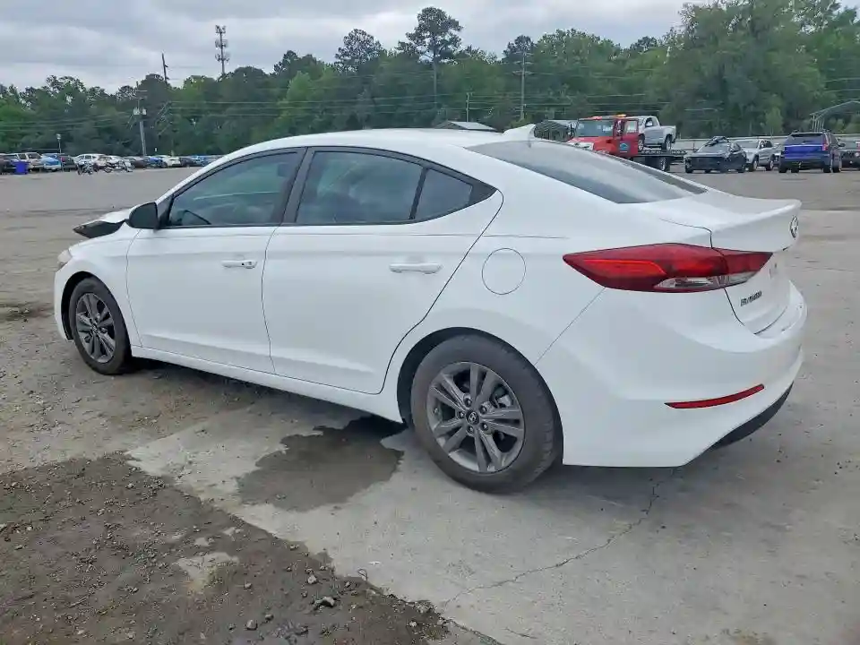 5NPD84LF0JH250683 2018 HYUNDAI ELANTRA-1