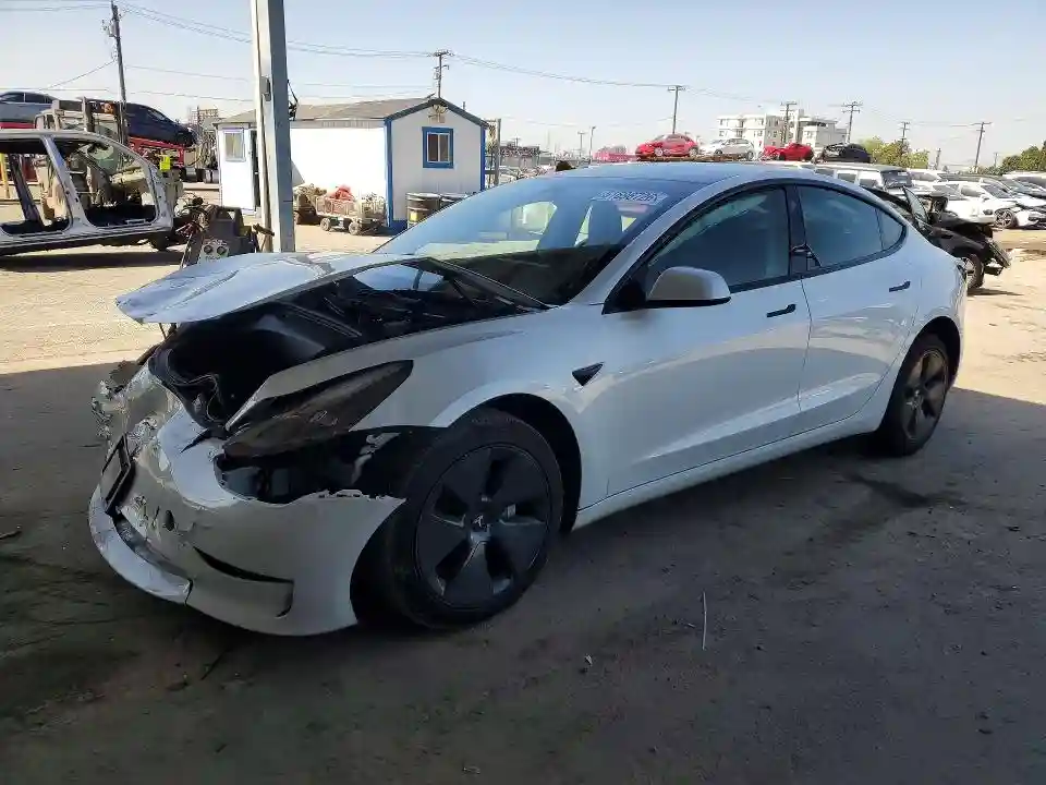 5YJ3E1EAXNF376784 2022 TESLA MODEL 3-0