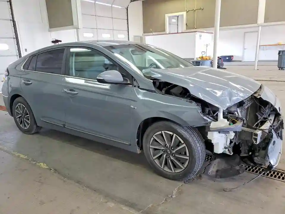 KMHC85LJXLU063364 2020 HYUNDAI IONIQ-3