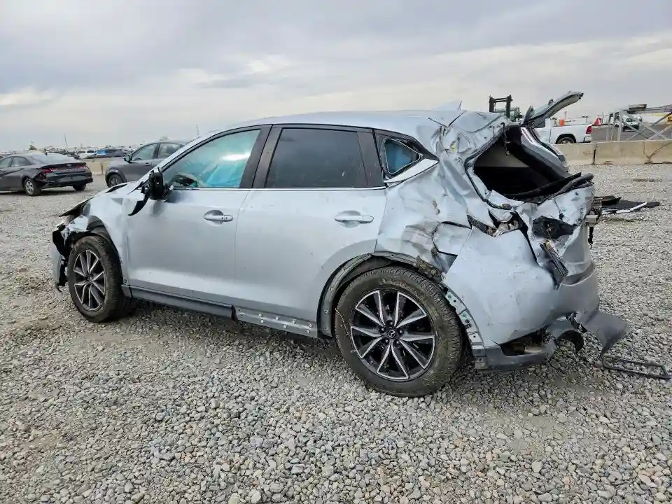 JM3KFBCM0J0412641 2018 MAZDA CX-5-1