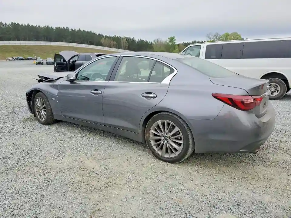 JN1EV7AP4JM362230 2018 INFINITI Q50-1