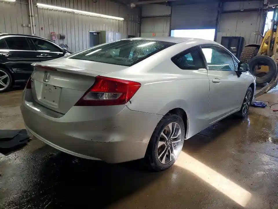 2HGFG3B88DH528303 2013 HONDA CIVIC-2