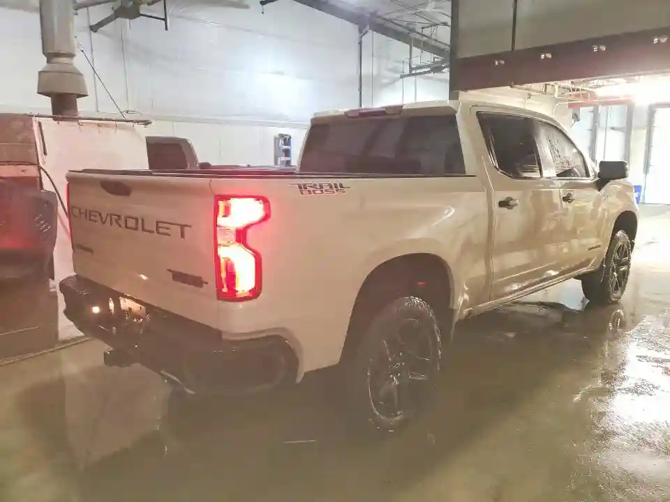 3GCUDFED6PG125725 2023 CHEVROLET SILVERADO-2
