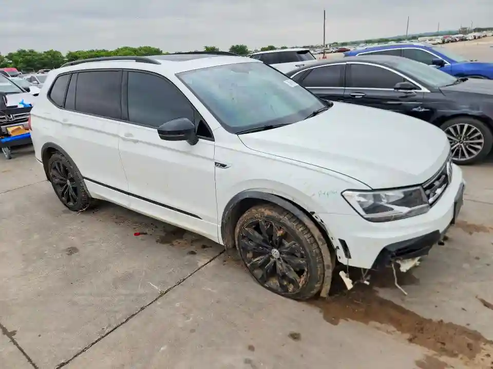 3VV3B7AX7MM116750 2021 VOLKSWAGEN TIGUAN-3
