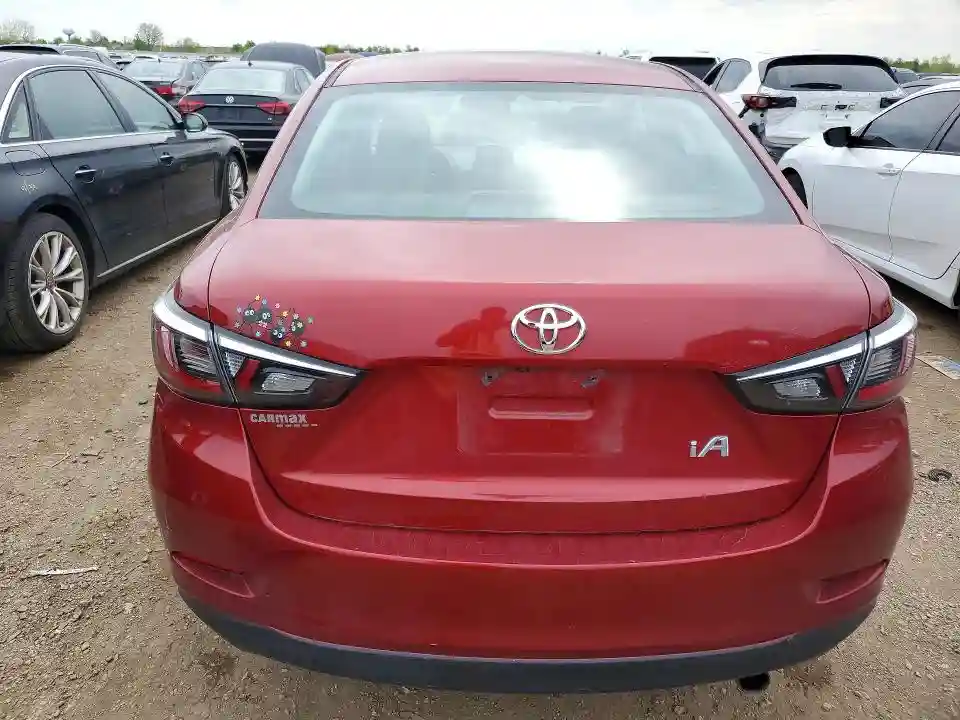 3MYDLBYV2HY187992 2017 TOYOTA YARIS-5