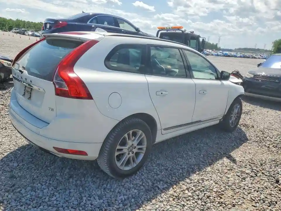 YV440MDJ8F2682437 2015 VOLVO XC60-2
