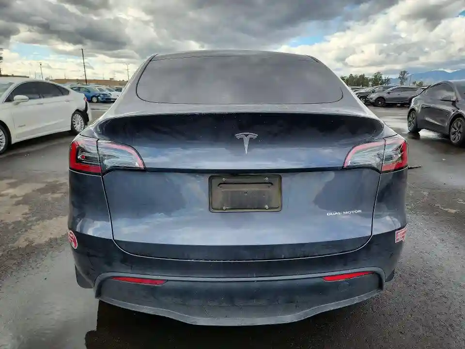 7SAYGDEE3PF905034 2023 TESLA MODEL Y-5