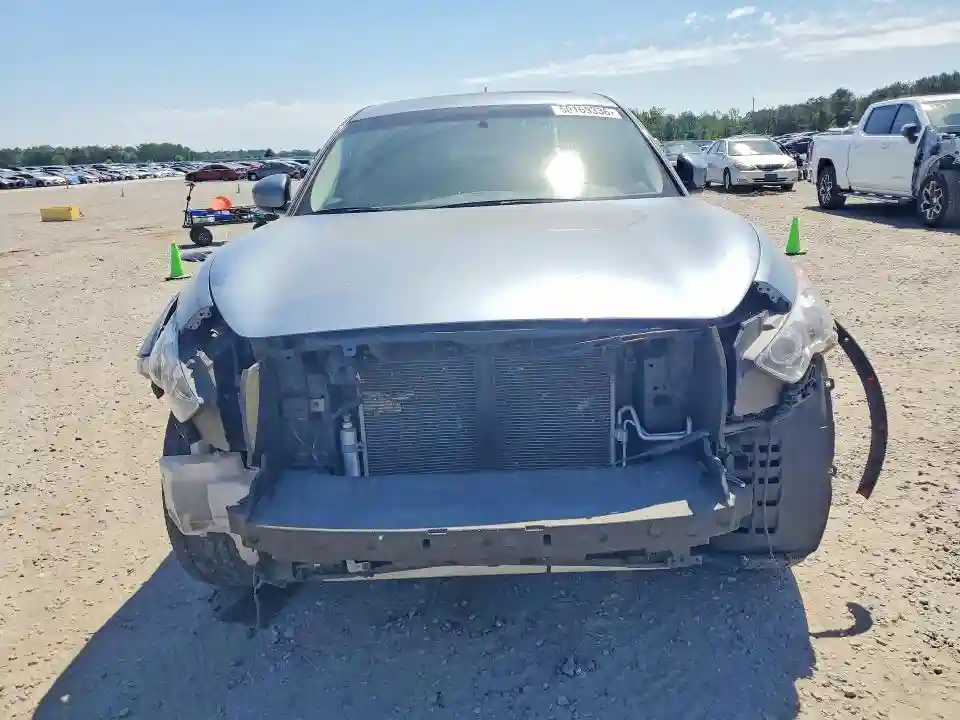 JN8CS1MW1HM415073 2017 INFINITI QX70-4