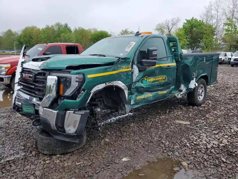 1GD3USE74SF183790 2025 GMC ALL MODELS-0