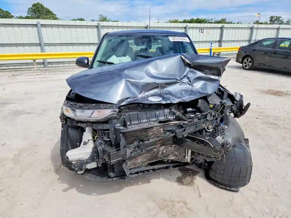 KNDJ23AU6L7732128 2020 KIA SOUL S-4